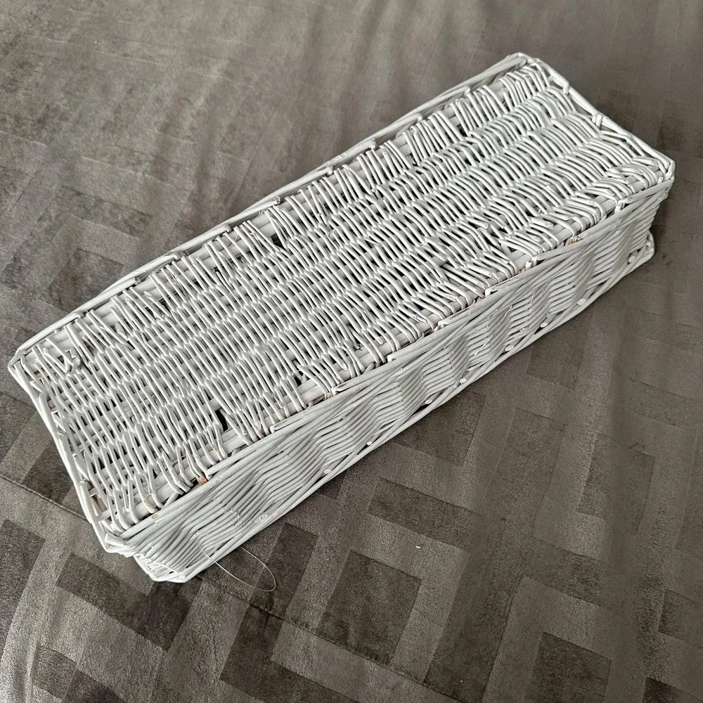 White Wicker Rectangular Basket 17 Inch Farmhouse‎ Table Centerpiece Organizer